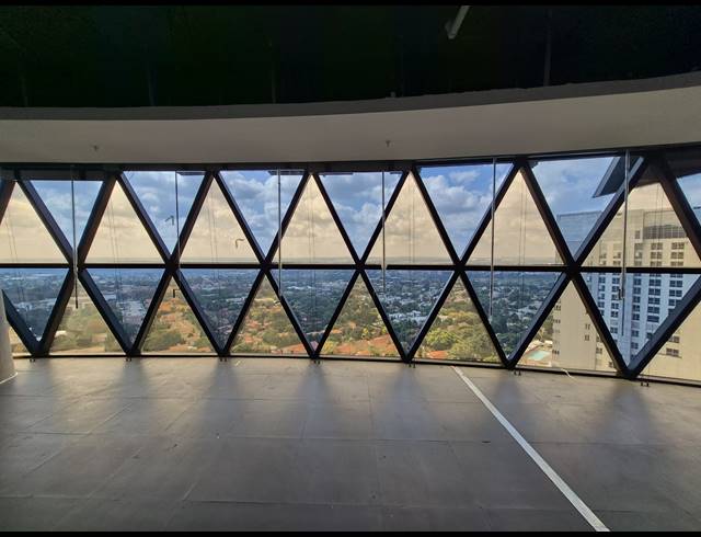 1,254M² OFFICE TO LET IN SANDTON CENTRAL
